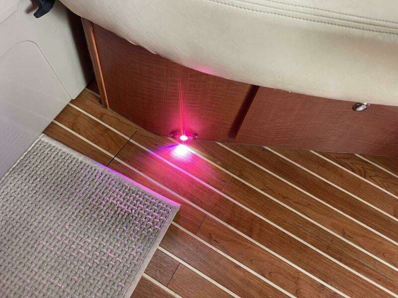 2004 Sea Ray Sundancer 320