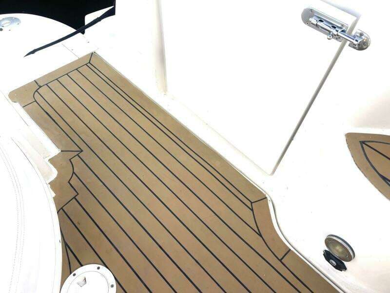 2004 Sea Ray Sundancer 320