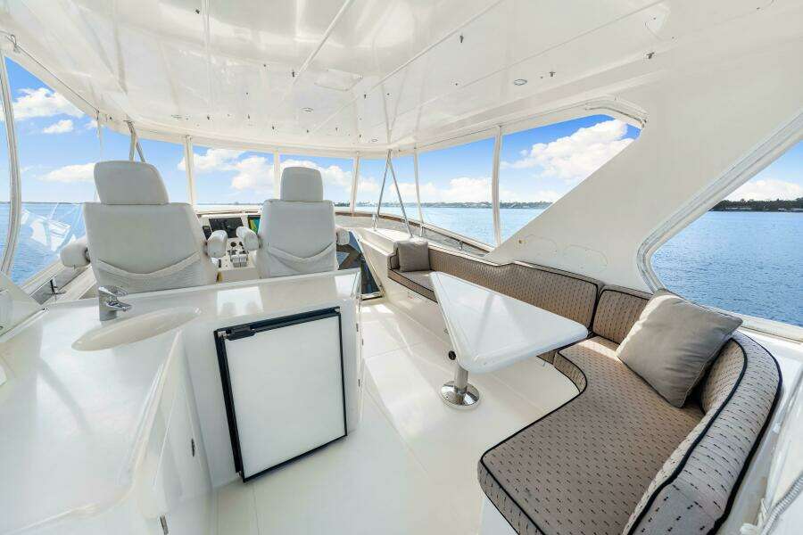 2007 Hampton 558 Pilothouse