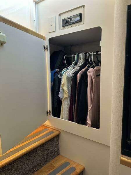 1995 Cruisers 3570 Esprit