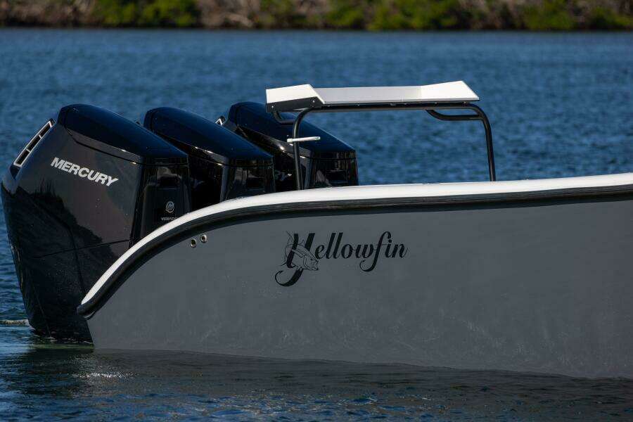 2023 Yellowfin 42 OFFSHORE
