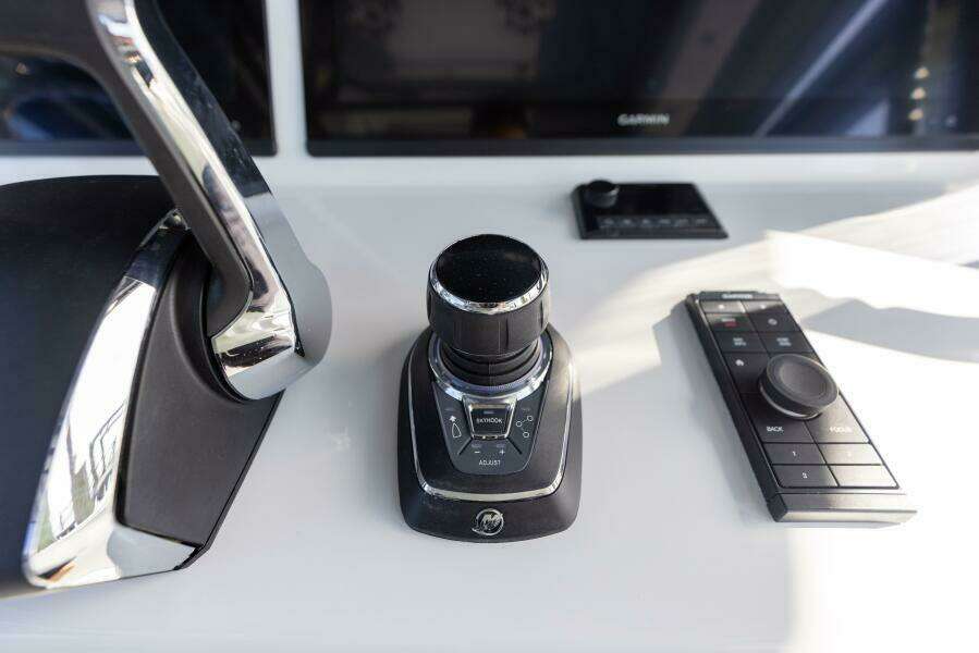 2023 Yellowfin 42 OFFSHORE