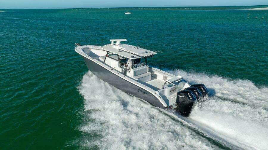 2023 Yellowfin 42 OFFSHORE