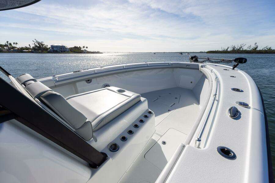 2023 Yellowfin 42 OFFSHORE