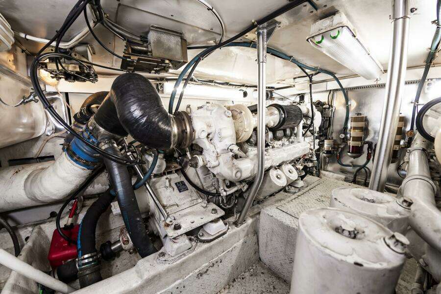 2001 Ocean Yachts 52 SUPER SPORT