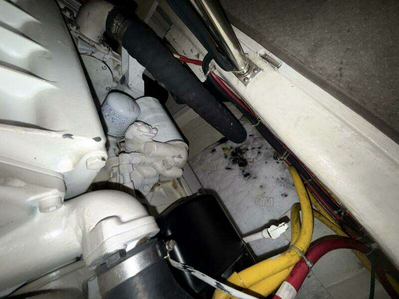 2004 Carver 460 voyager