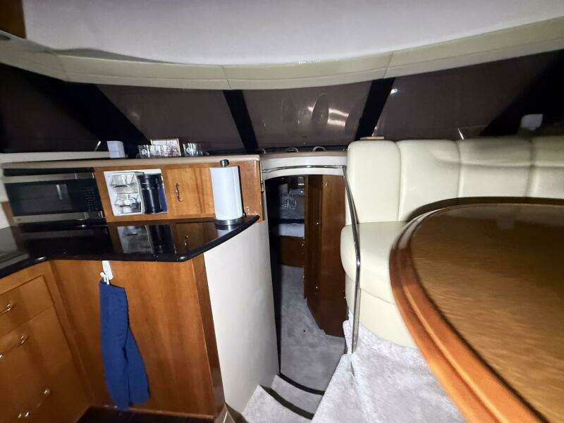 2004 Carver 460 voyager