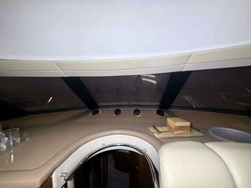 2004 Carver 460 voyager