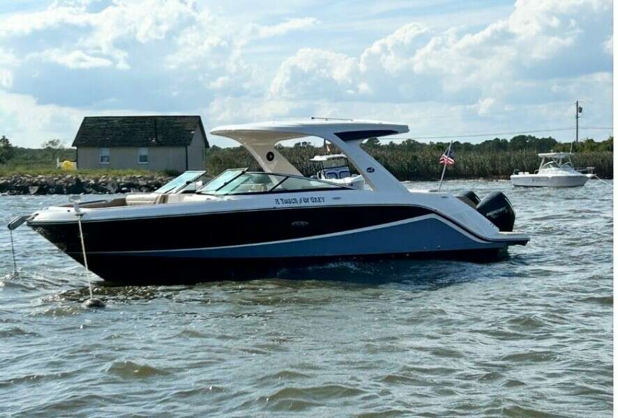 2023 Sea Ray SLX 310 OB