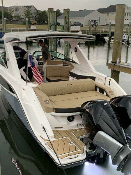 2023 Sea Ray SLX 310 OB