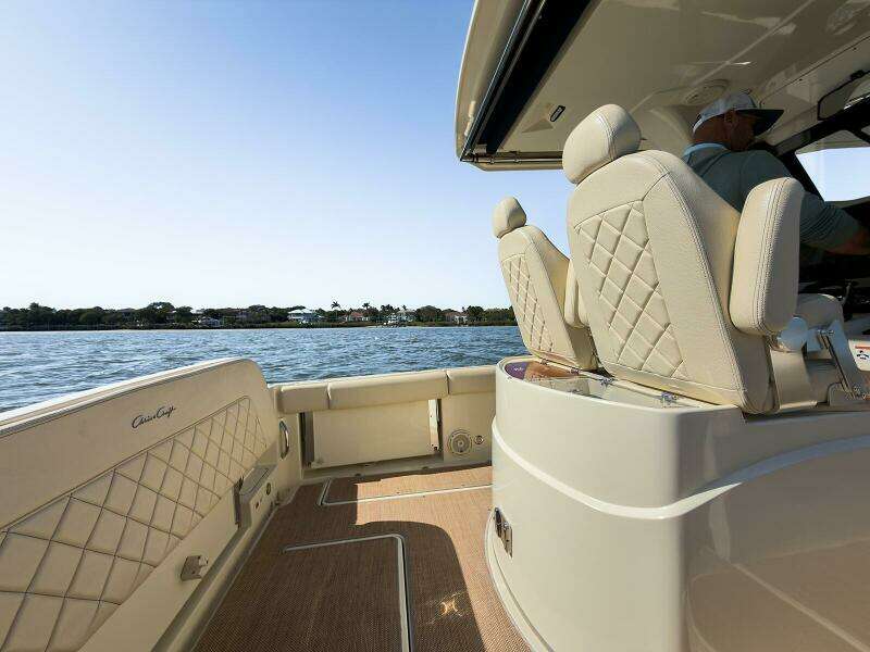 2019 Chris-Craft Catalina 30