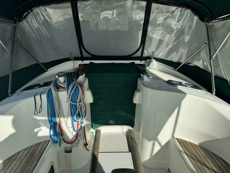 1999 Beneteau 381