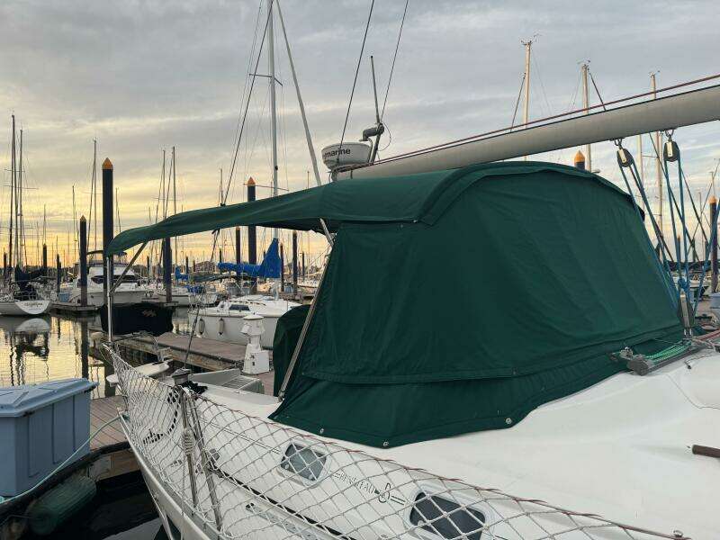 1999 Beneteau 381