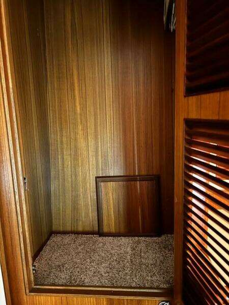 1989 Hi-Star 48 Sundeck