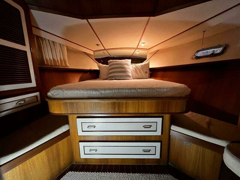 1989 Hi-Star 48 Sundeck