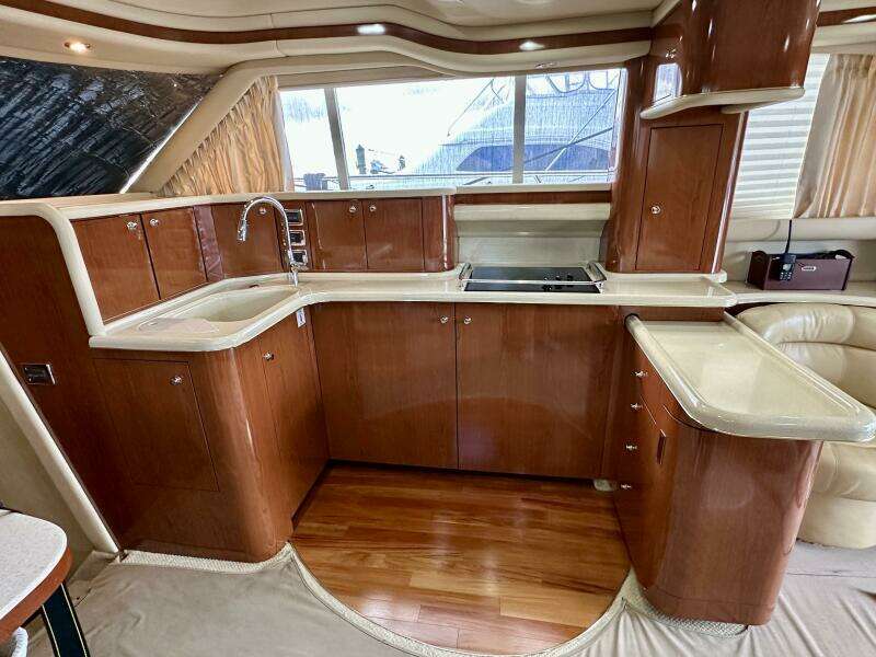 Sea Ray 48 LIFE IS GOOD TODAY - Galley