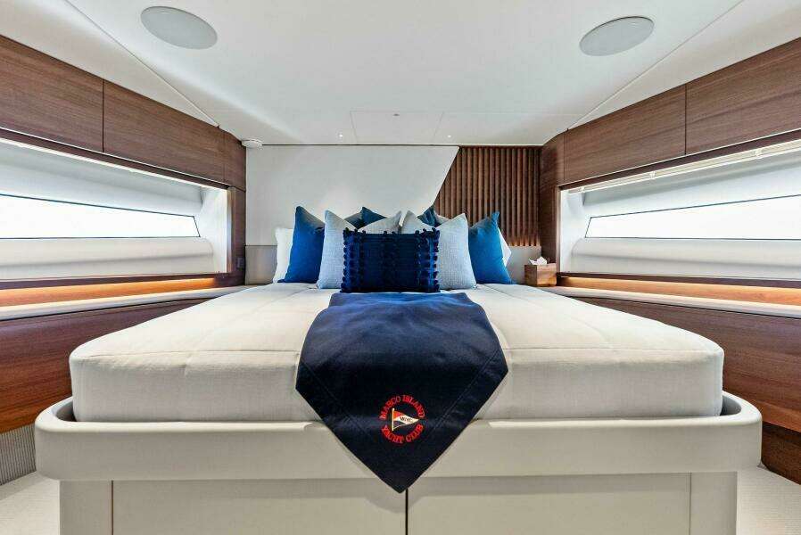 2024 Princess Y72 Motor Yacht