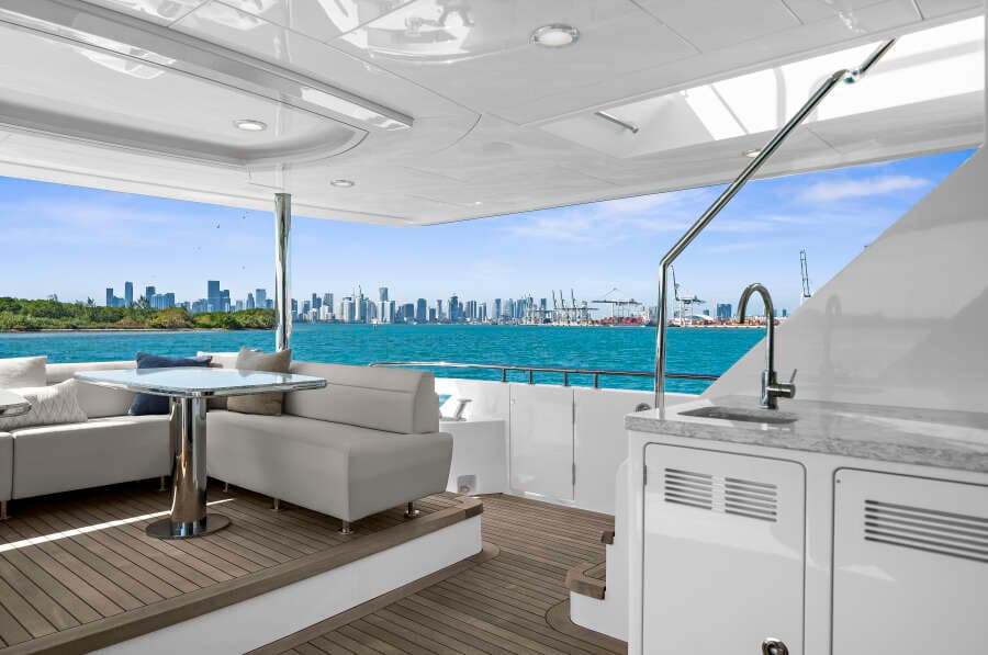 2024 Ocean Alexander 32 L