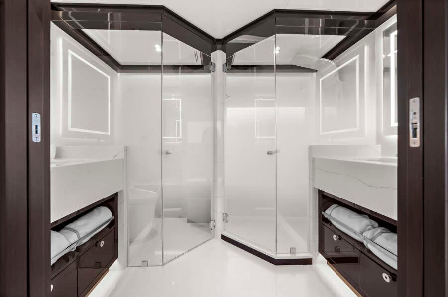 2024 Ocean Alexander 32 L