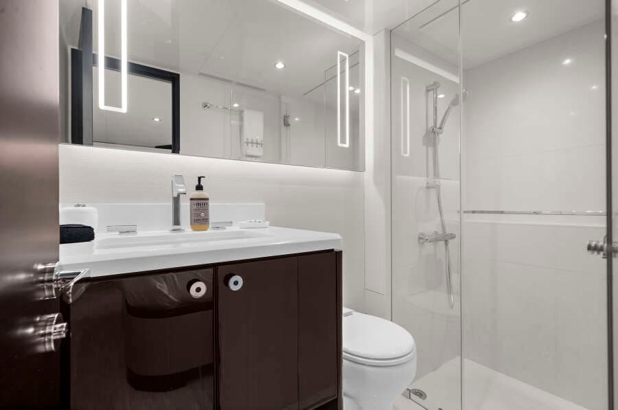 2024 Ocean Alexander 32 L