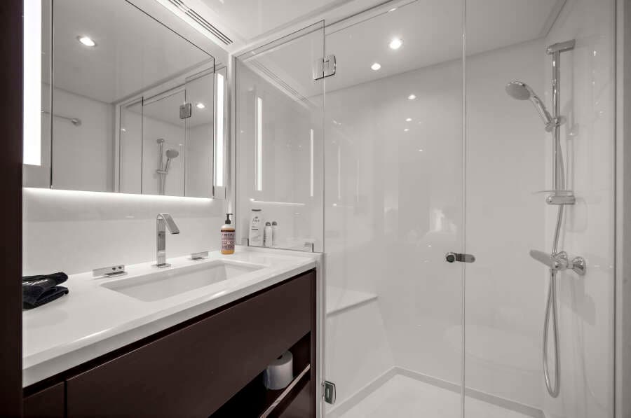 2024 Ocean Alexander 32 L