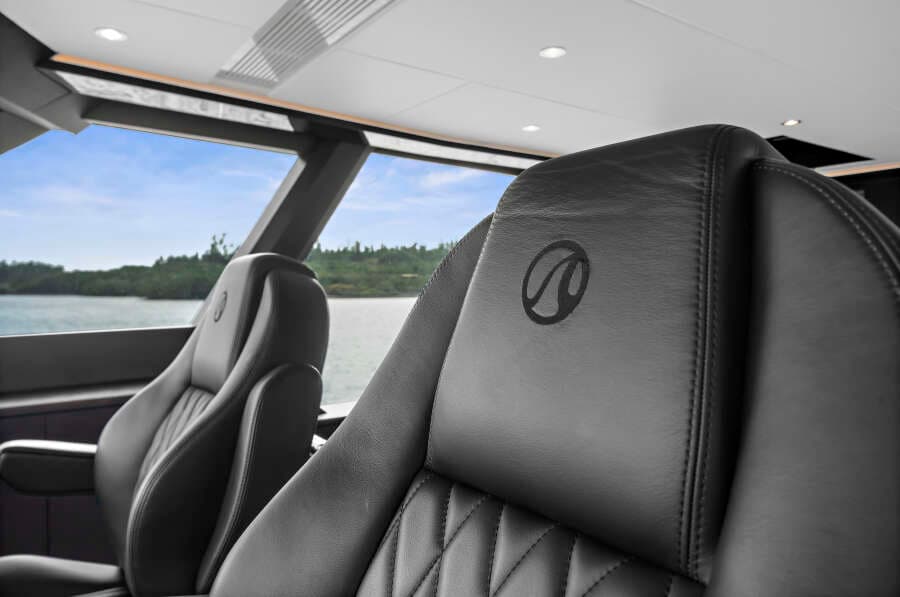 2024 Ocean Alexander 32 L