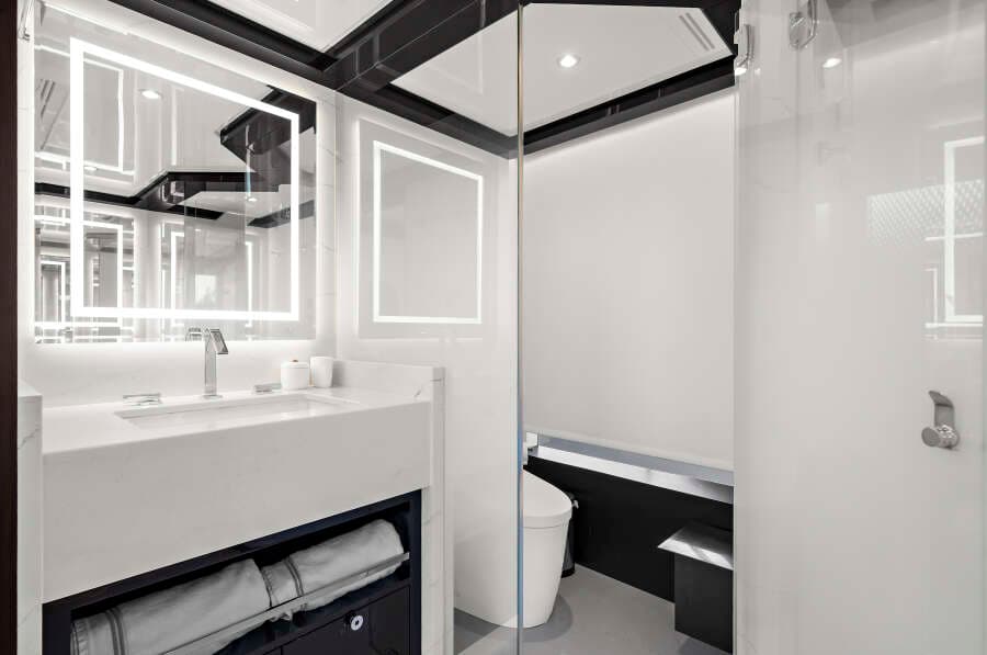 2024 Ocean Alexander 32 L