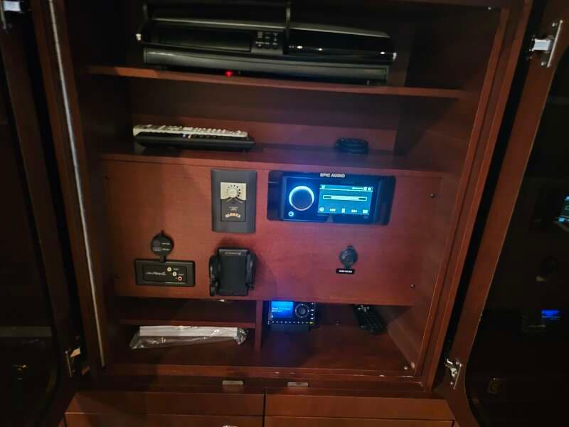 2012 Sea Ray 500 SUNDANCER