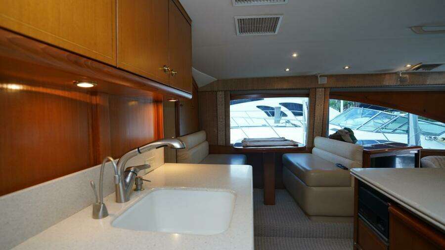 2005 Ocean Yachts 