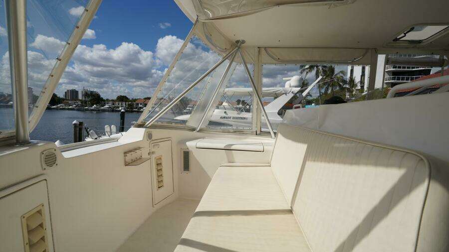 2005 Ocean Yachts 