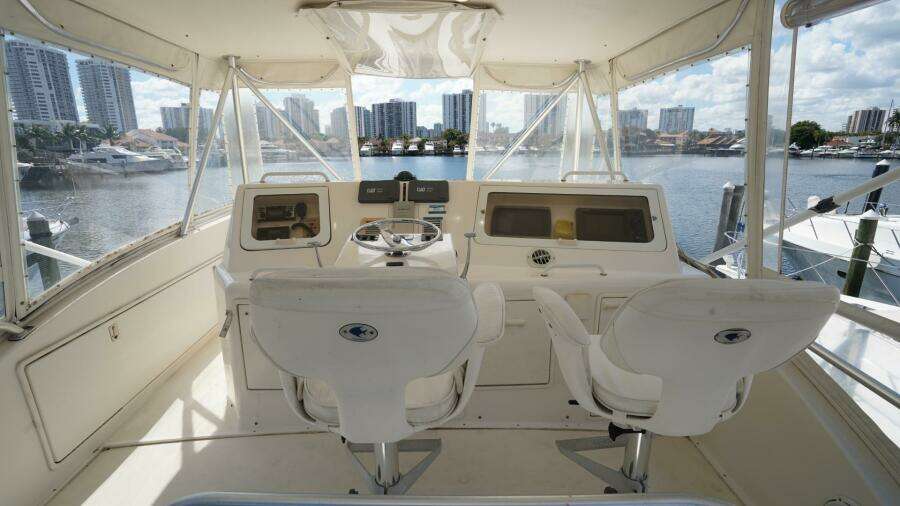 2005 Ocean Yachts 