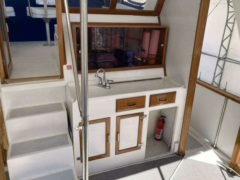 1986 Heritage East Sundeck 36