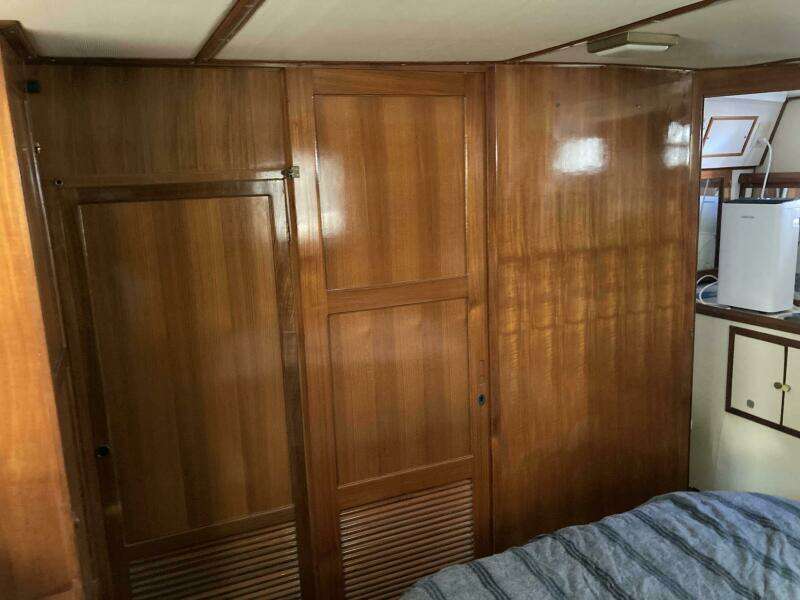 1986 Heritage East Sundeck 36