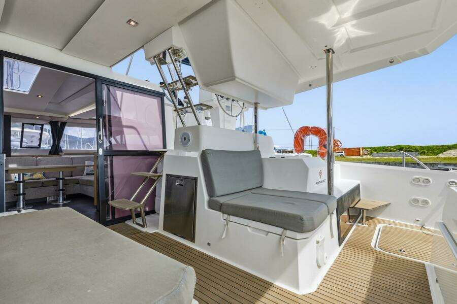 2020 Fountaine Pajot Astrea 42