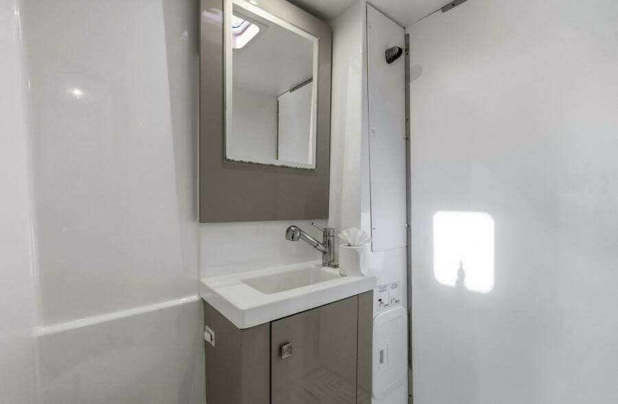 2020 Fountaine Pajot Astrea 42