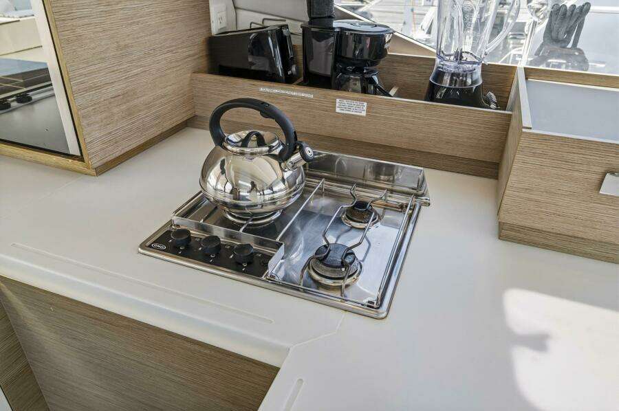 2020 Fountaine Pajot Astrea 42