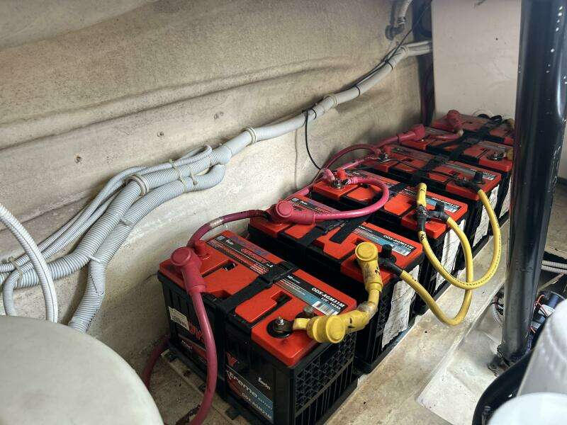 2008 Tiara Yachts 3500 Sovran