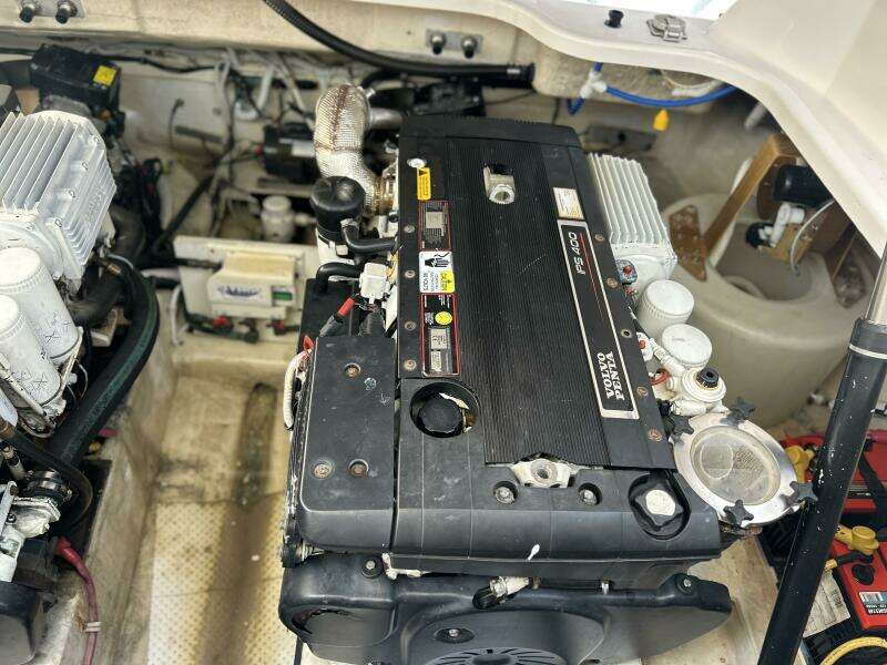 2008 Tiara Yachts 3500 Sovran