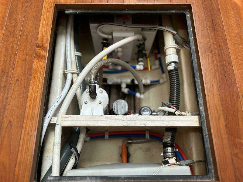 2008 Tiara Yachts 3500 Sovran