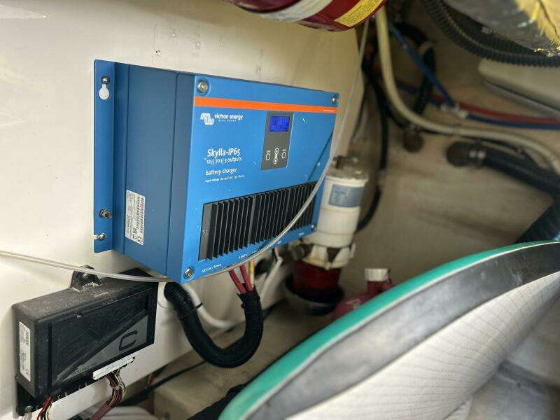 2008 Tiara Yachts 3500 Sovran