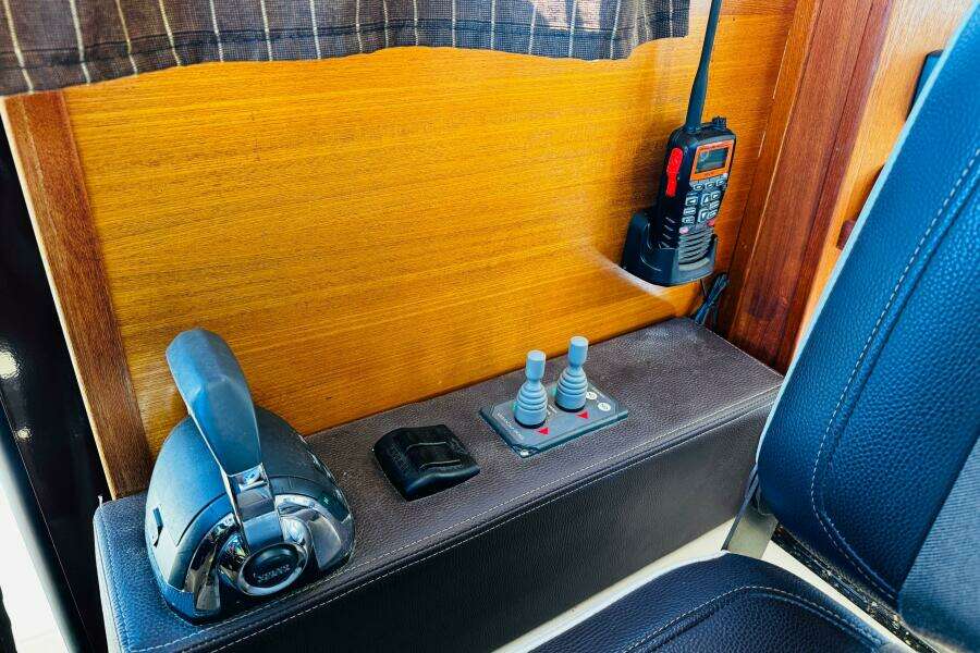 2013 Ranger Tugs R-31