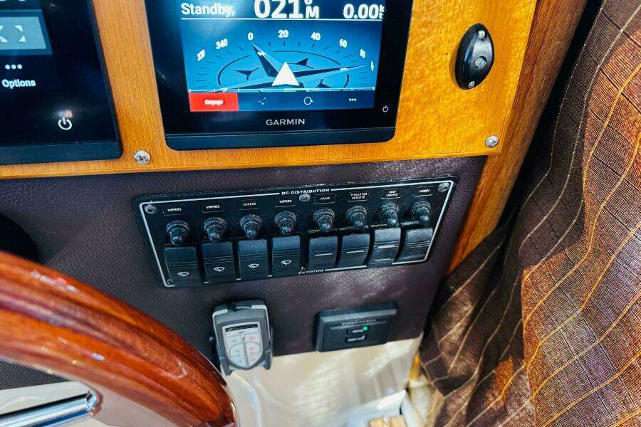 2013 Ranger Tugs R-31