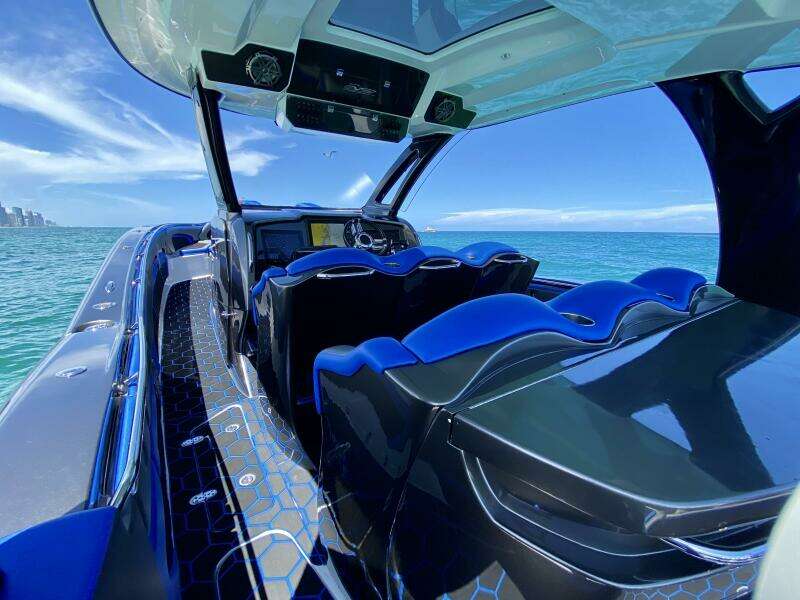 MTI 42 - Tobito I - Helm