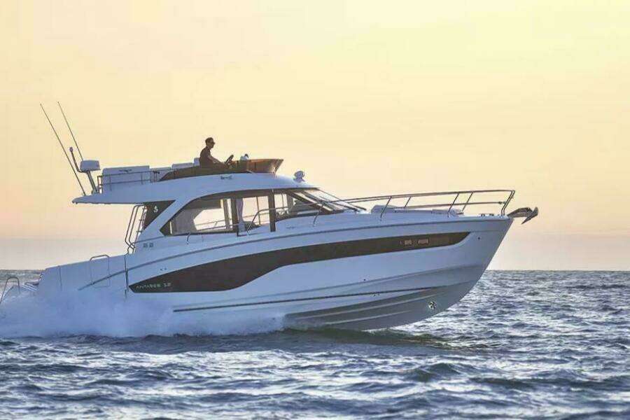 2027 Beneteau Antares 12 Fly