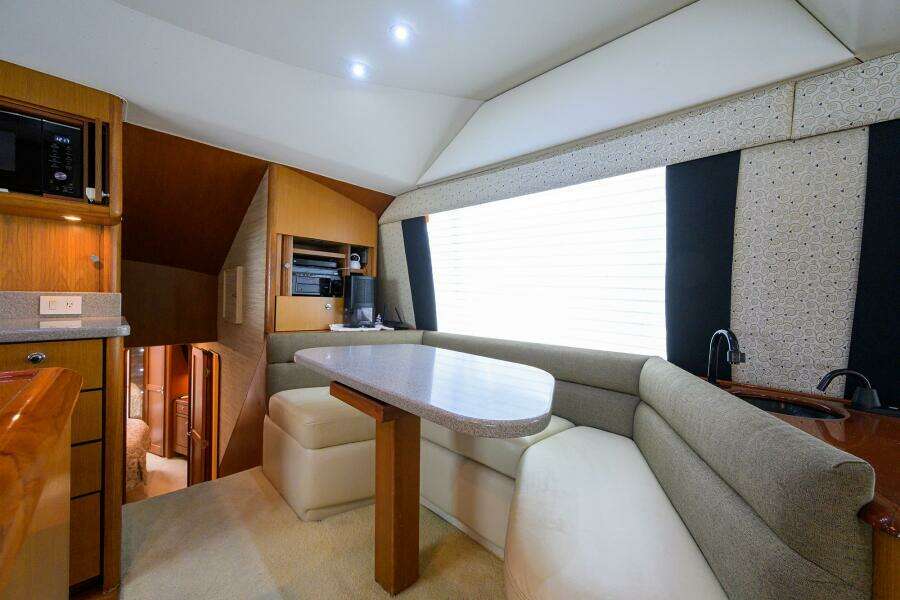 2001 Ocean Yachts Super Sport