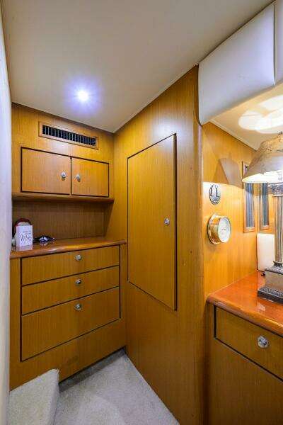 2001 Ocean Yachts Super Sport