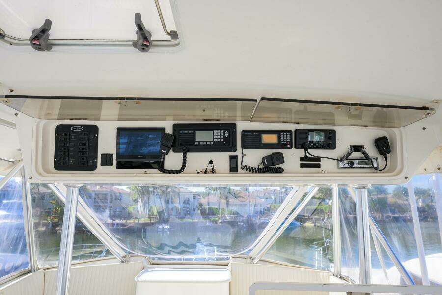 2001 Ocean Yachts Super Sport