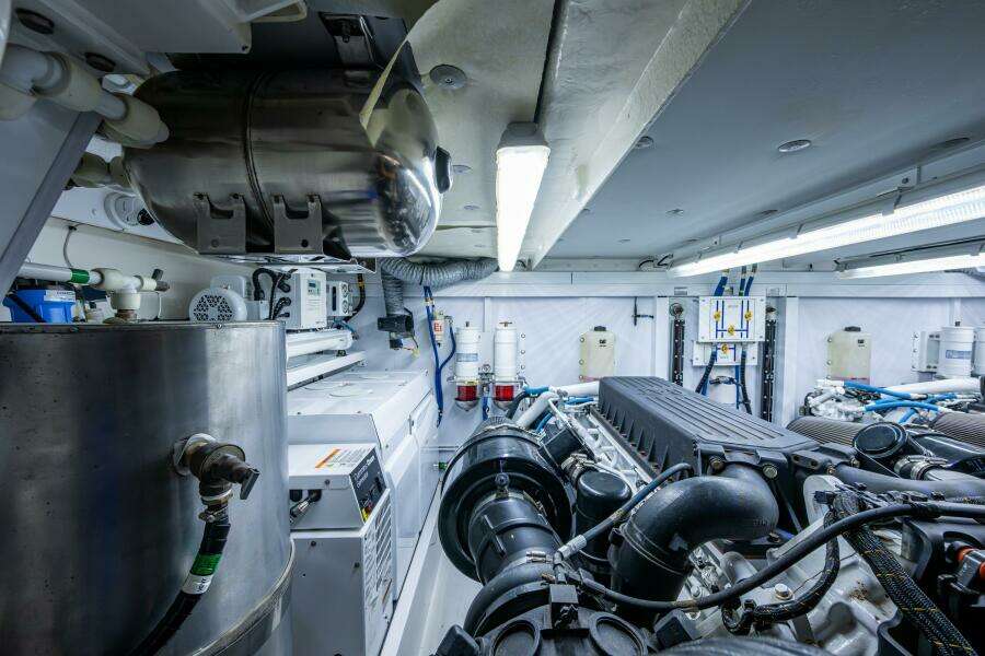 2015 Fairline 78 Squadron