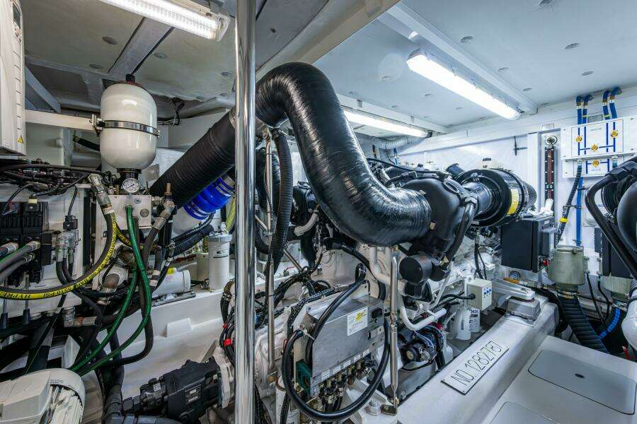 2015 Fairline 78 Squadron