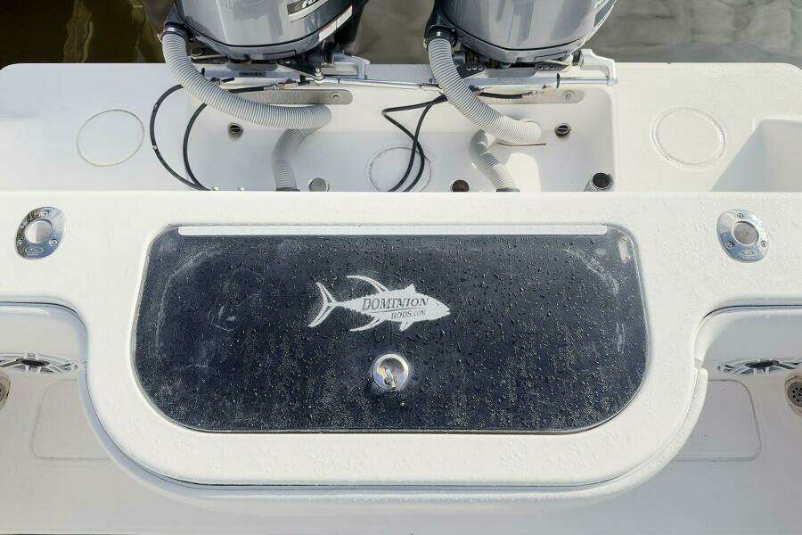 2007 Invincible 33 Open